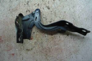 Изображение товара 97097 - 00097097 petlya kapota levaya 