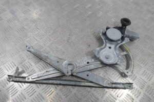 Изображение товара 99613 - 00099613 steklopodemnik perednij pravyj Skoda Octavia
