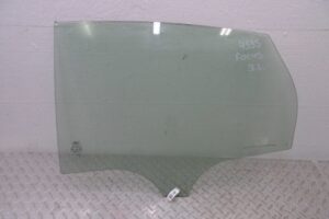 Изображение товара 103502 - 00103502 steklo dveri zadnej levoj 