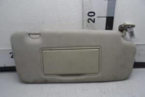 Изображение товара 106086 - 00106086 kozyrek solntsezaschitnyj Lexus LS