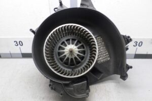 Изображение товара 107145 - 00107145 ventilyator otopitelya (motorchik pechki) 