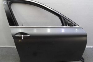 Изображение товара 107335 - 00107335 dver perednyaya pravaya 