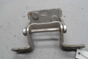 Изображение товара 113142 - 00113142 petlya kryshki bagazhnika Ford Kuga 3