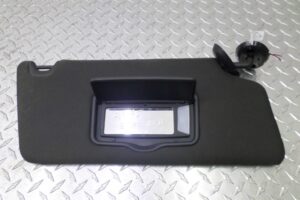 Изображение товара 115981 - 00115981 kozyrek solntsezaschitnyj Skoda Yeti