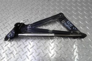 Изображение товара 116443 - 00116443 petlya kryshki bagazhnika Toyota Carina E