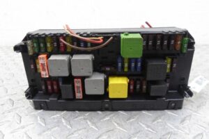 Изображение товара 117428 - 00117428 blok predokhranitelej Dodge Journey