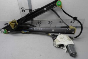 Изображение товара 122159 - 00122159 steklopodemnik perednij pravyj 