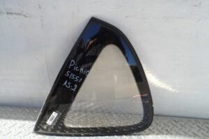 Изображение товара 122390 - 00122390 steklo kuzovnoe pravoe SAAB 900