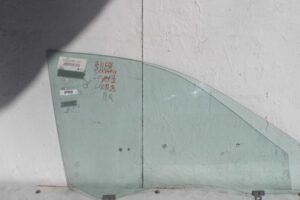 Изображение товара 124328 - 00124328 steklo dveri perednej pravoj Subaru Impreza