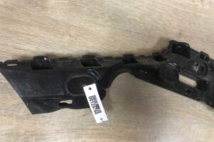 Изображение товара 124760 - 00124760 kronshtejn zadnego bampera Toyota Corolla Verso 3