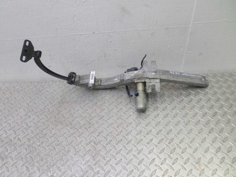 Изображение товара 124783 - 00124783 motorchik (nasos) podema kryshki bagazhnika Chrysler Sebring