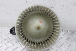 Изображение товара 126356 - 00126356 ventilyator otopitelya (motorchik pechki) 