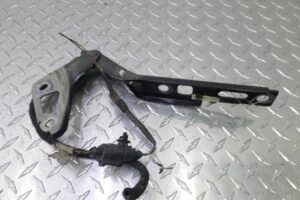 Изображение товара 126915 - 00126915 petlya kapota pravaya 