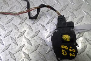 Изображение товара 127854 - 00127854 motorchik zaslonki pechki 
