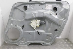 Изображение товара 133726 - 00133726 steklopodemnik perednij pravyj Ford Escort