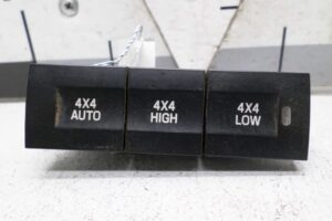 Изображение товара 137859 - 00137859 pereklyuchatel polnogo privoda BMW 4 Series