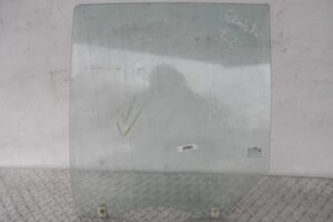 Изображение товара 138045 - 00138045 steklo dveri zadnej levoj 