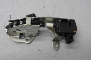 Изображение товара 139679 - 00139679 zamok bagazhnika Mercedes A klasse