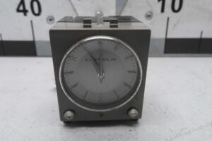 Изображение товара 139871 - 00139871 chasy Chrysler Sebring