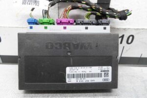 Изображение товара 141702 - 00141702 blok upravleniya pnevmaticheskoj podveskoj 