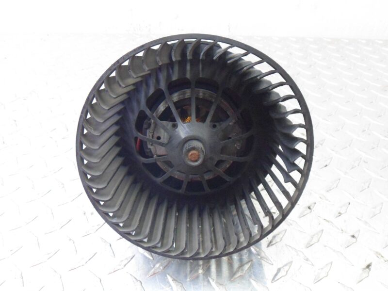 Изображение товара 142410 - 00142410 ventilyator otopitelya (motorchik pechki)