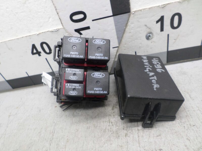 Изображение товара 143883 - 00143883 blok predokhranitelej Chrysler Sebring