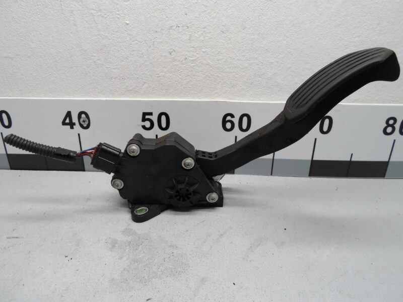 Изображение товара 143915 - 00143915 pedal gaza Subaru Tribeca