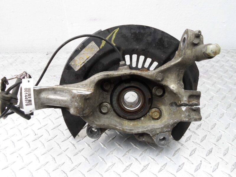 Изображение товара 144978 - 00144978 kulak povorotnyj pravyj Mercedes SL