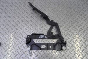 Изображение товара 145115 - 00145115 petlya kapota pravaya 