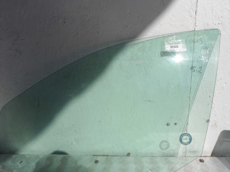 Изображение товара 146836 - 00146836 steklo dveri perednej levoj Dodge Nitro