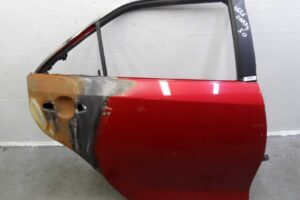 Изображение товара 149355 - 00149355 dver zadnyaya pravaya Subaru Legacy