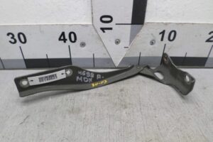 Изображение товара 149623 - 00149623 petlya kapota pravaya 