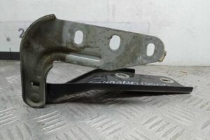 Изображение товара 164229 - 00164229 petlya kapota levaya Mercedes A klasse