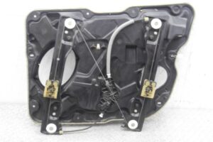 Изображение товара 171255 - 00171255 steklopodemnik perednij levyj Hyundai H1