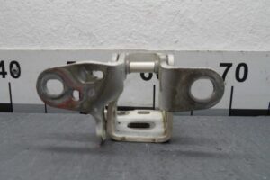 Изображение товара 191518 - 00199585 petlya dveri perednyaya 1