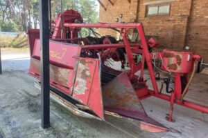 Комбайн JAREK 3 полурядный комбайн для механизированной уборки ягод